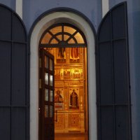 врата открыты  для принятия веры. :: Серж Поветкин