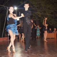 легки движенья на танцполе :: Серж Поветкин