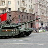 Основной боевой танк семейства Т-72. :: Nina Karyuk
