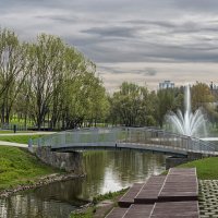 Весна в городе. :: Aleksey Afonin