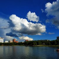 Сегодня небо облакастое (тучное) :: Андрей Лукьянов