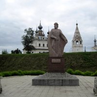 Памятник Юрию Долгорукову. Город Юрьев-Польский. :: Ирина ***