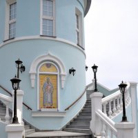 Лестница Алексеево-Владимирского храма :: Татьяна 
