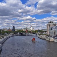 Вид с Патриаршего моста :: Елена Кирьянова