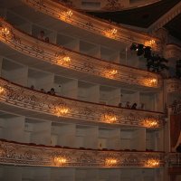 Театр зажигает огни... :: Tatiana Markova
