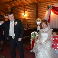 Танцы на свадьбе :: Андрей Хлопонин