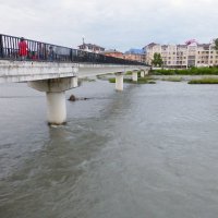 Мост соединяет два берега Мзымты :: Raduzka (Надежда Веркина)