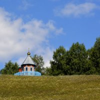 Часовня на горке... :: Дмитрий Петренко