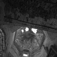 Заброшенный храм в Смоленске :: Алексей Булак