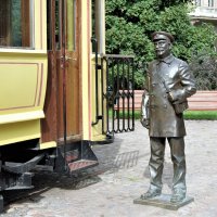 Трамвай-памятник в Выборге :: Валерий Новиков