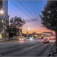 Вечерняя улица в Витебске. :: Любовь Зинченко 