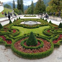 территория замка Linderhof :: Светлана Баталий