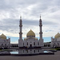 Белая мечеть :: Yuriy Rudyy