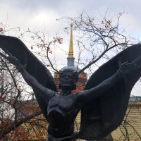 Памятник Никитке воздухоплавателю... :: Владимир Хиль