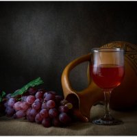 Виноградное вино :: Алексей Мезенцев