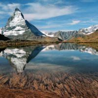 Matterhorn and Riffelsee :: Elena Wymann