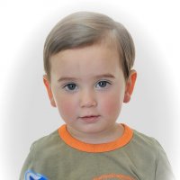 Портрет мальчика с игрушкой... :: Дмитрий Воронин