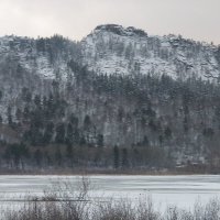 Озеро замёрзло.Вершина ждёт. :: Андрей Хлопонин