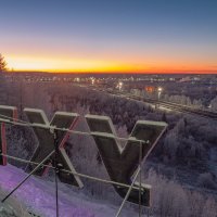 Вид с горы Ветлосян на морозный город и закат. :: Николай Зиновьев