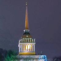 Башня Адмиралтейства в новогоднем антураже :: Стальбаум Юрий 