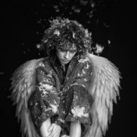 Уставший ангел/tired angel :: Владимир Ашкинази-Исаченко