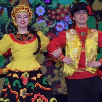 Танец :: Вик Токарев