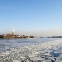 Лед на Неве :: Николай 