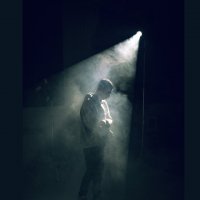 Мужской фотосет в студии со светом и дымом :: Lenar Abdrakhmanov