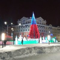 Новогодняя площадь Североуральска :: Алевтина 