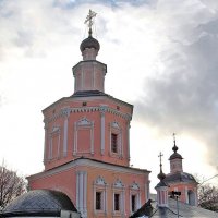Церковь Живоначальной Троицы в Хохлах  (Москва) :: Ольга Довженко