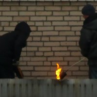 Олимпийский огонь в Купчино... :: Юрий Куликов