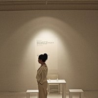 На выставке Йоко  Оно   Медитация :: олег свирский 