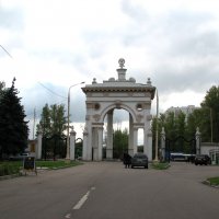 Южные ворота. В.Д.Н.Х. :: Николай Николаевич 