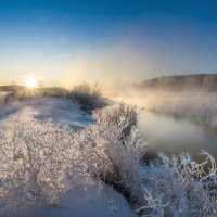 Морозный восход :: Vladimbormotov 