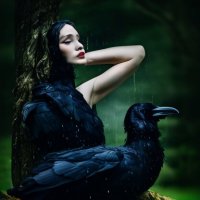 Девушка с вороном :: Юра Викулин