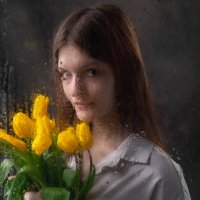 Девушка с тюльпанами :: Роман Мишур