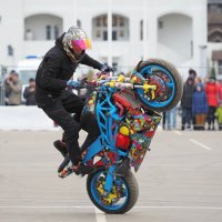 Стантрайтинговый мотоцикл с эксклюзивной раскраской. :: Евгений Седов