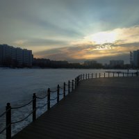 Городской пейзаж в марте :: Андрей Лукьянов