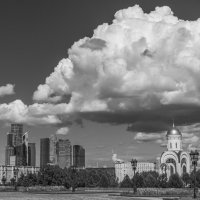 Москва  городской пейзаж :: Сергей Парамонов