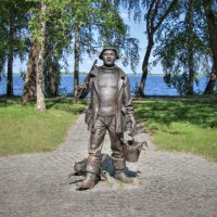 Памятник Рыбаку :: Andrey Lomakin