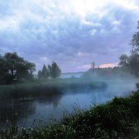 Туман на реке :: Ирина Самохина