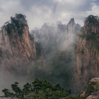 Желтые горы Хуаншань в Китае :: Дмитрий 