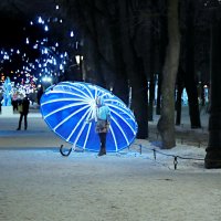 Под новогодним зонтом. :: веселов михаил 