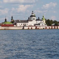 Кирилло-Белозерский монастырь - вид с Сиверского озера !!! :: Николай Кондаков