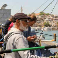 Рыбаки в Стамбуле :: skijumper Иванов