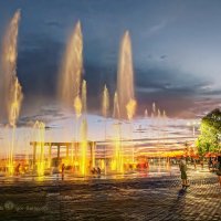 Пешеходный фонтан на Амурской набережной в Хабаровске :: Игорь Сарапулов