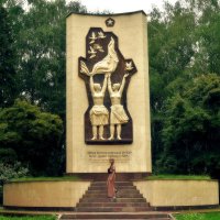 Памятник венгерско-советской дружбе. :: Татьяна Помогалова