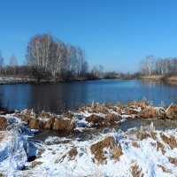 Озеро и снег :: Сергей Никифоров