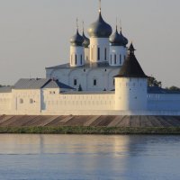 Макарьевский монастырь :: Евгений Корьевщиков