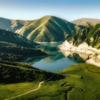 Озеро в горах :: Владимир Тищенко